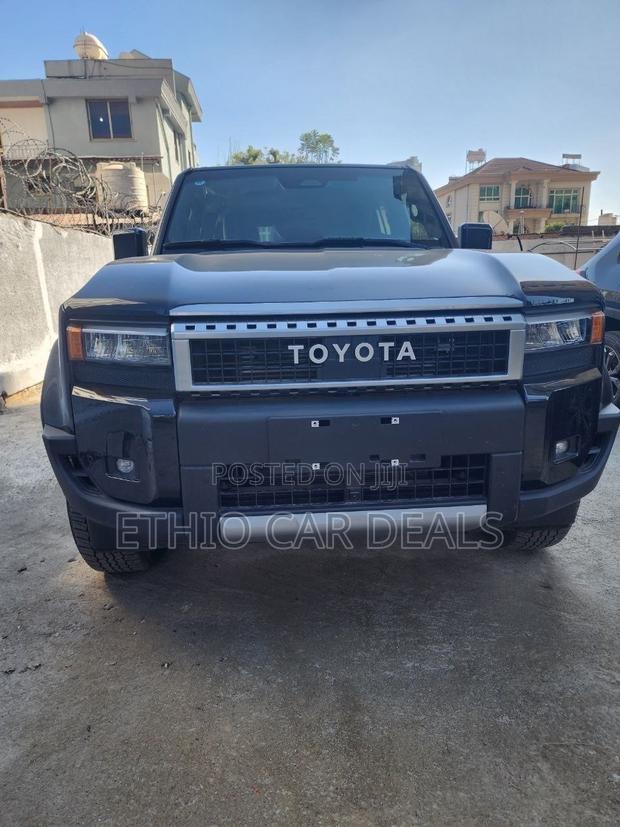 New Toyota Land Cruiser Prado 2.4 Hybrid 2025 Black
