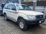 Toyota Land Cruiser 2005 White for sale