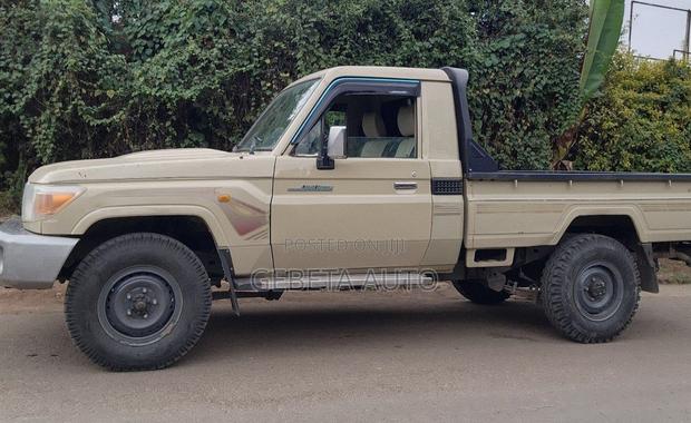 Toyota Land Cruiser 2009