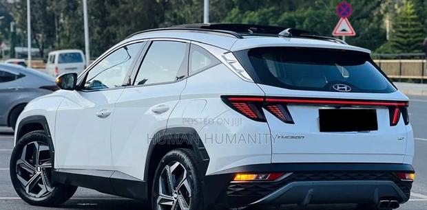 Hyundai Tucson 2022 White
