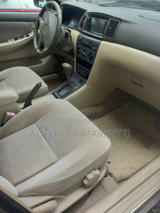 Toyota Corolla 2003 White