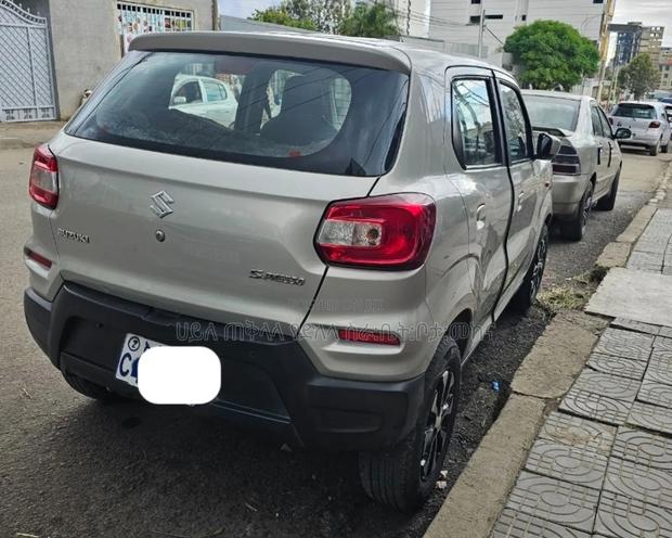 Suzuki S-Presso 2022 Silver
