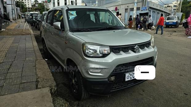 Suzuki S-Presso 2022 Silver