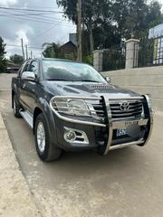Toyota Hilux 2015 Blue for sale