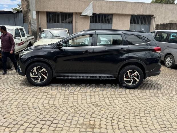Toyota Rush 2020 Black