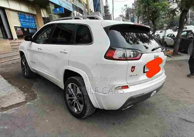 Jeep Cherokee 2020 Ivory