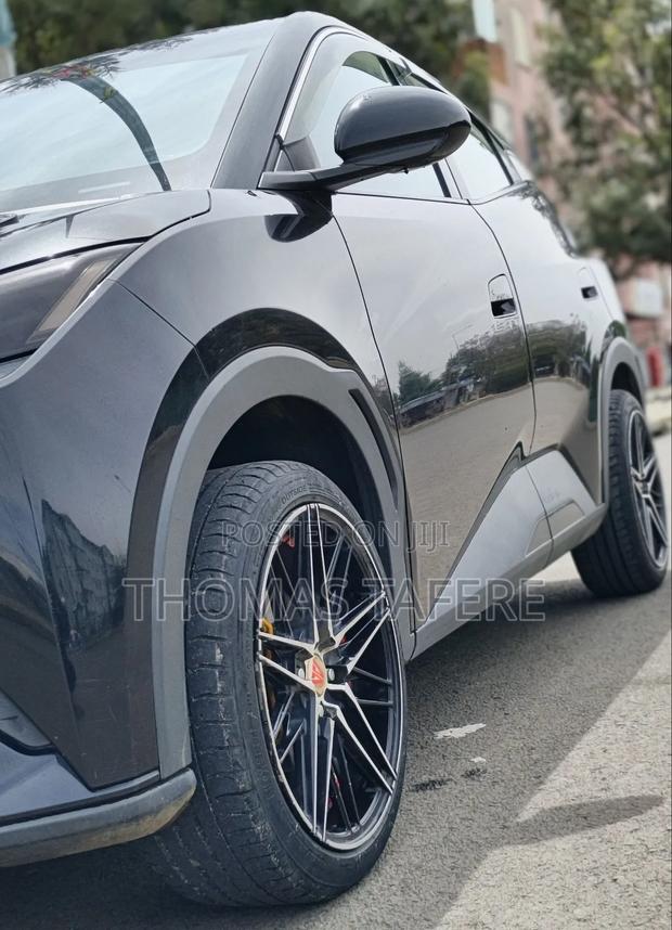 BYD E2 43 kWh 94 hp FWD 2024 Black