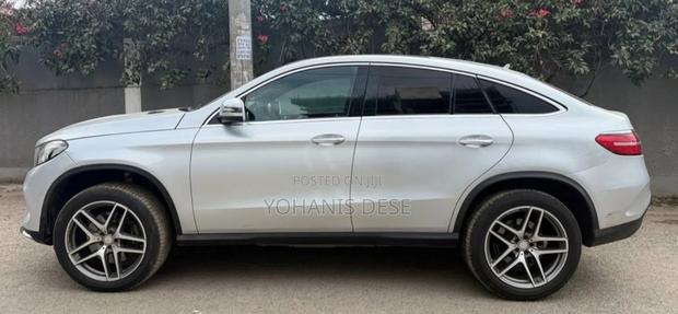 Mercedes-Benz GLE-Class 2016 Gray
