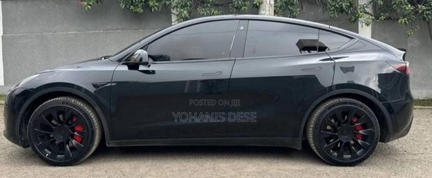 Tesla Model Y 2024 Matt Black