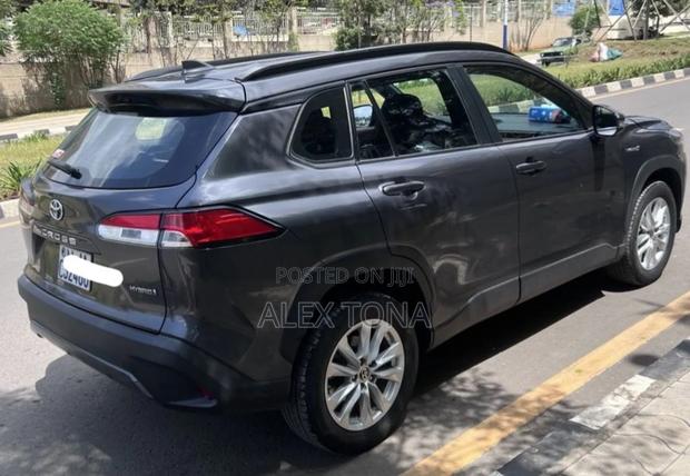 Toyota Corolla Cross Hybrid 2023