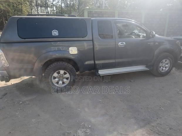 Toyota Hilux 2008 Black