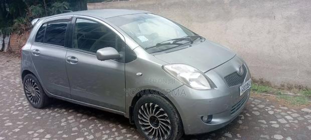 Toyota Yaris 2006 Silver