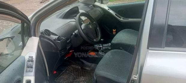 Toyota Yaris 2006 Silver