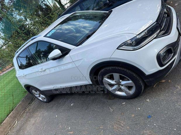 Volkswagen Taigo 1.0 FWD 2021 White