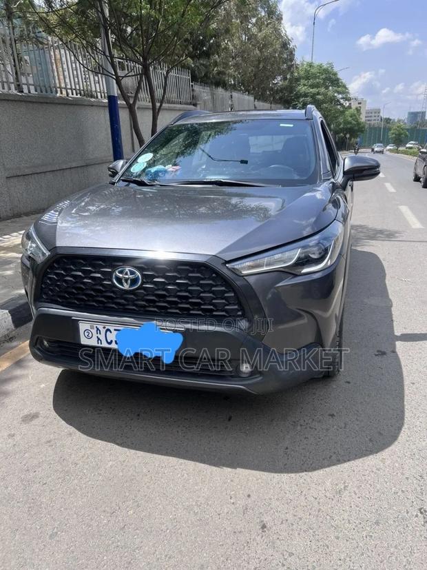 Toyota Corolla Cross 2024 Gray