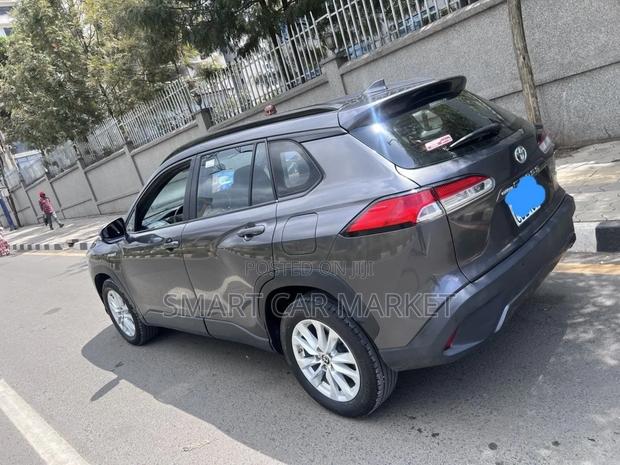 Toyota Corolla Cross 2024 Gray
