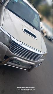 Toyota Hilux 2015 Teal for sale