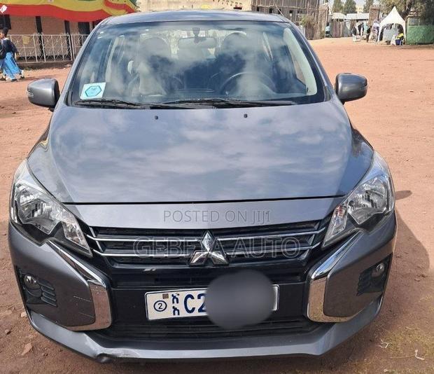 Mitsubishi Attrage 2022