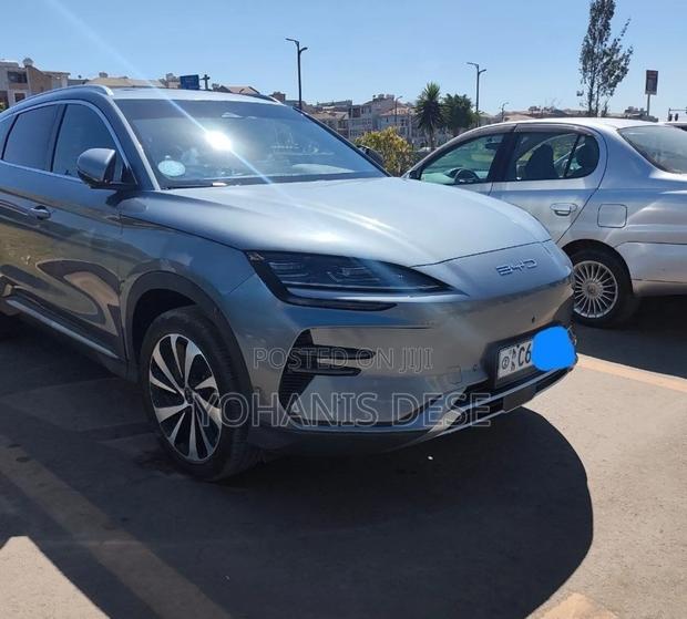 BYD Song Plus 2024 Silver