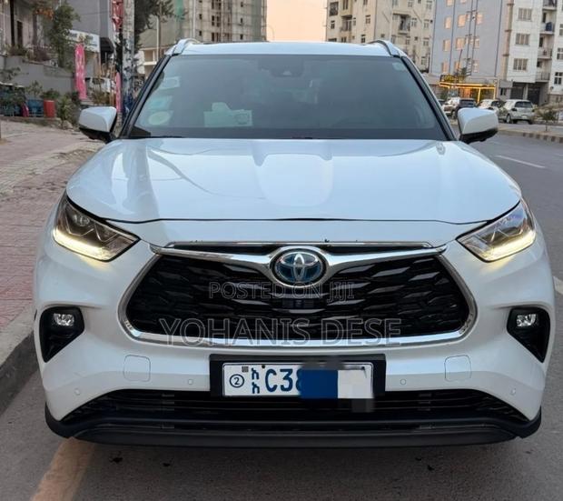 Toyota Highlander 2023 White