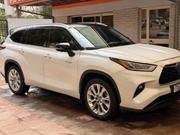 Toyota Highlander 2024 White for sale