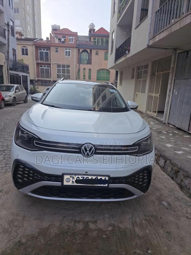 Volkswagen ID.6 2023 White
