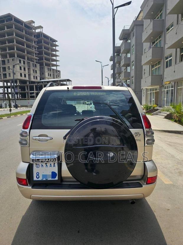 Toyota Land Cruiser Prado 2008 Gold