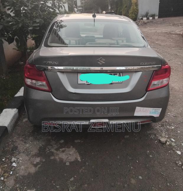 Suzuki Dzire 2022 Silver
