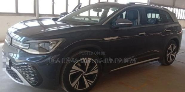 Volkswagen ID.6 2023 Matt Black