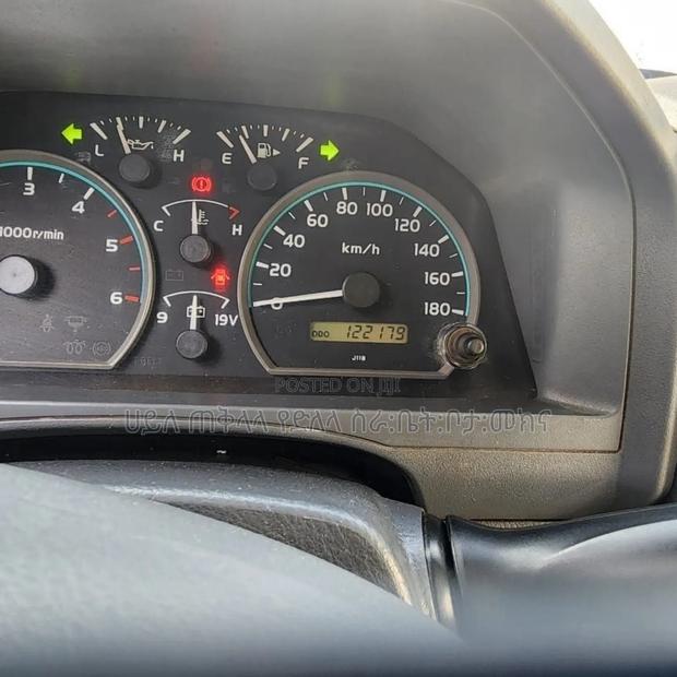 Toyota Land Cruiser 2014 Ivory