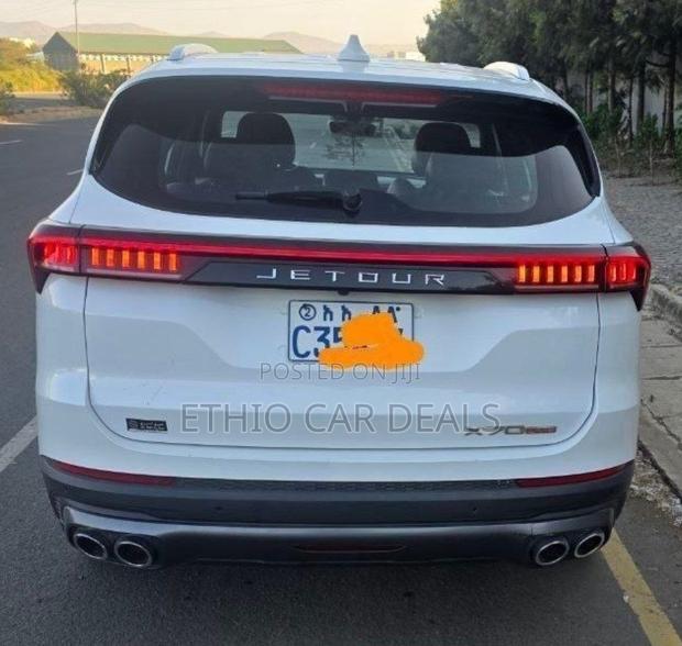 Jetour X70 Plus 2023 White