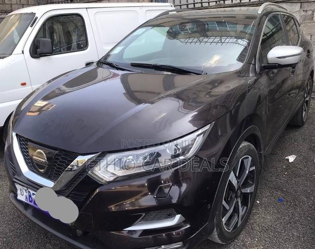Nissan Qashqai 2018 Brown