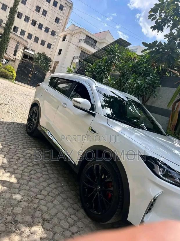 Jetour X70 Plus 2022 White