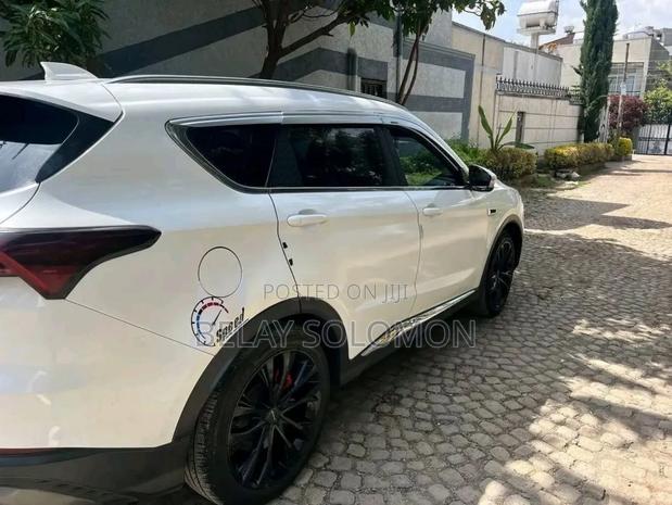 Jetour X70 Plus 2022 White