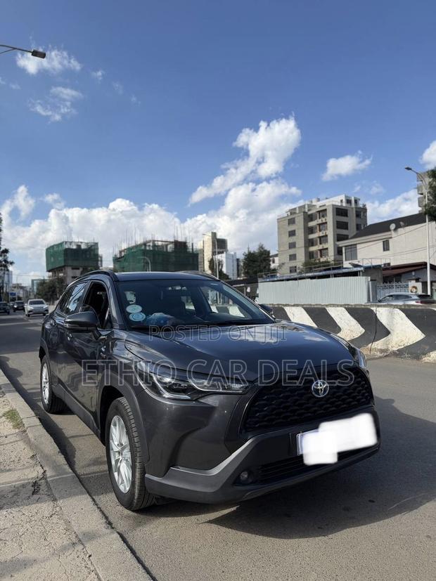 Toyota Corolla Cross Hybrid 2025 Black
