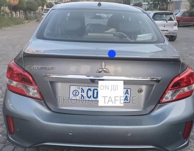 Mitsubishi Attrage 2022 Gray