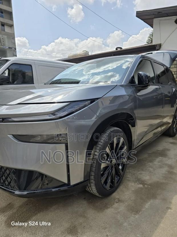 New Toyota bZ3 2025 Gray