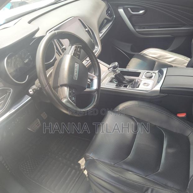 Jetour X70 1.5 7-Seater FWD 2022 White