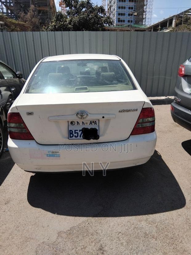 Toyota Corolla Sedan 2003 White