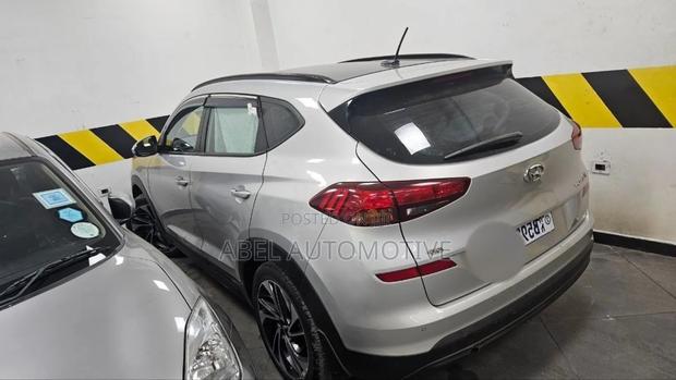 Hyundai Tucson 2019 Silver