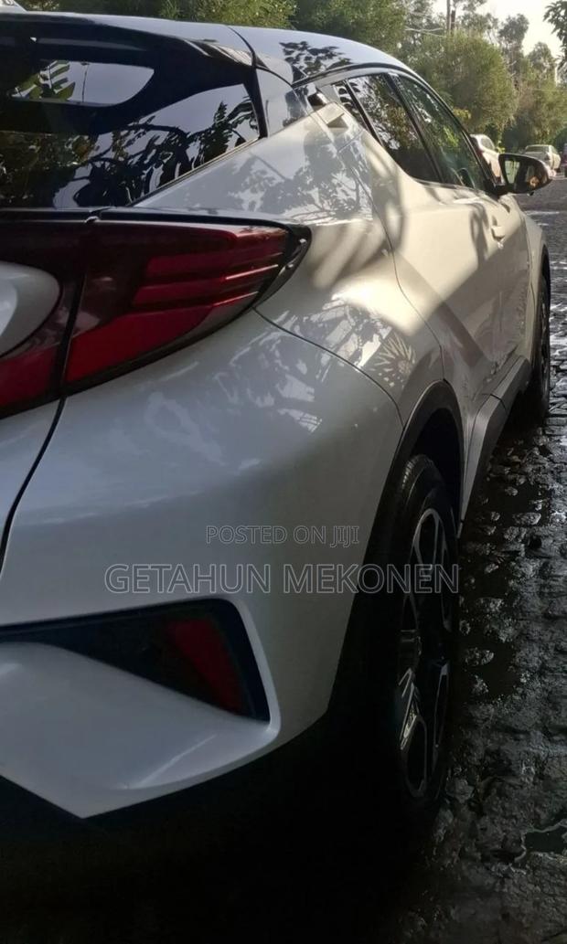 Toyota C-HR 2021 White