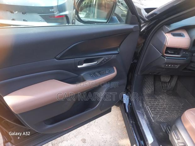 Toyota Grand Highlander Hybrid MAX Platinum AWD 2024 Black