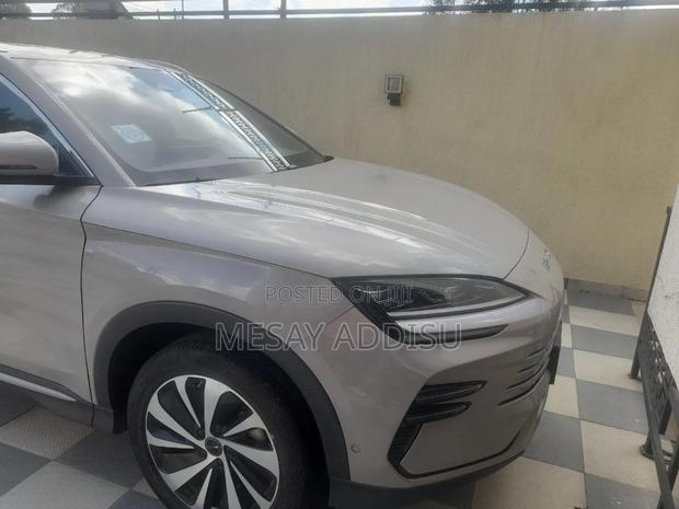BYD Song Plus DM-i 2024 White