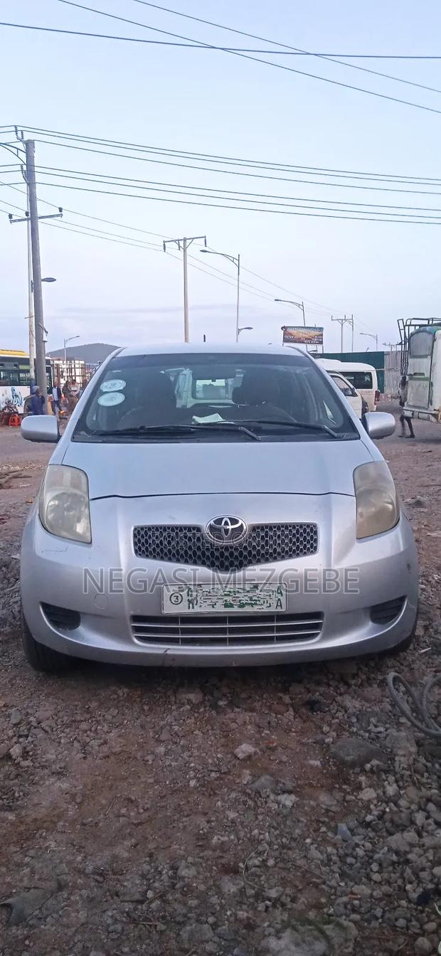 Toyota Yaris 2006 Silver