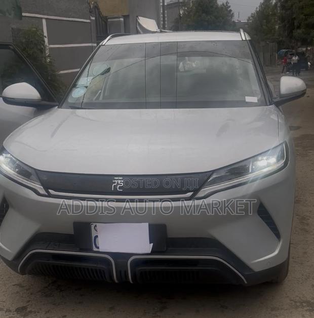 BYD Yuan Up 2025 Beige