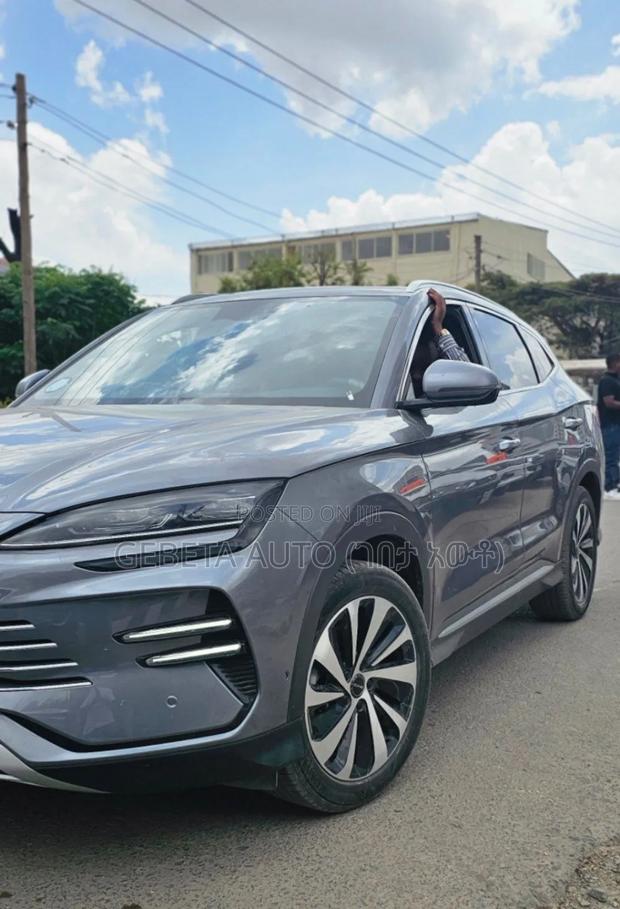 BYD Song Plus DM-i 2025
