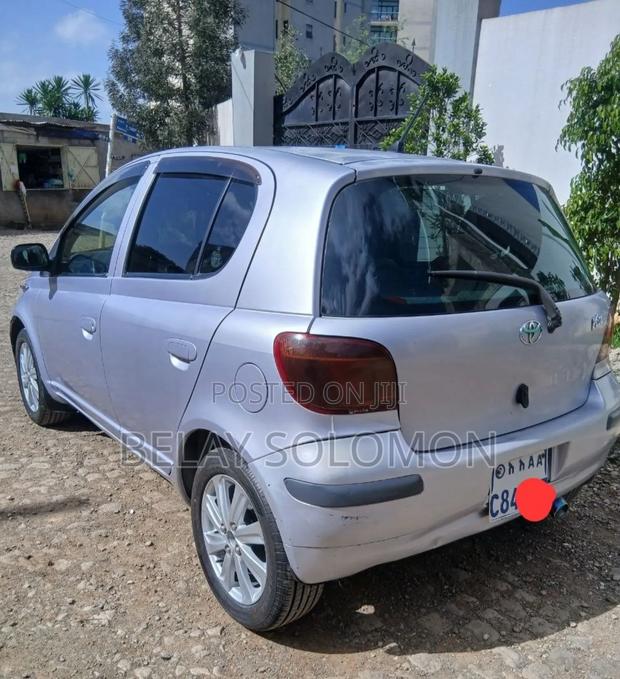 Toyota Vitz 2004