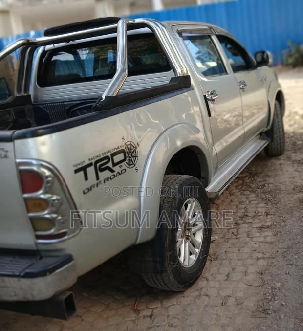 Toyota Hilux 2007 Silver