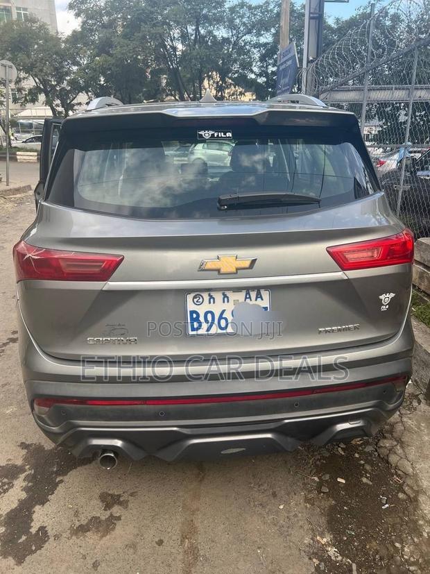 Chevrolet Captiva 2021 Gray