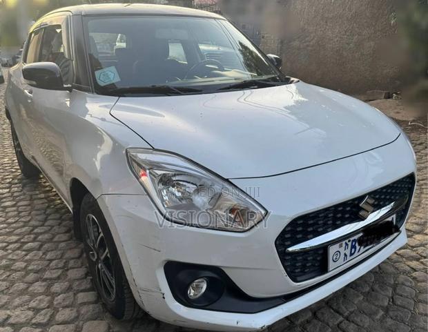 Suzuki Swift 2021 White